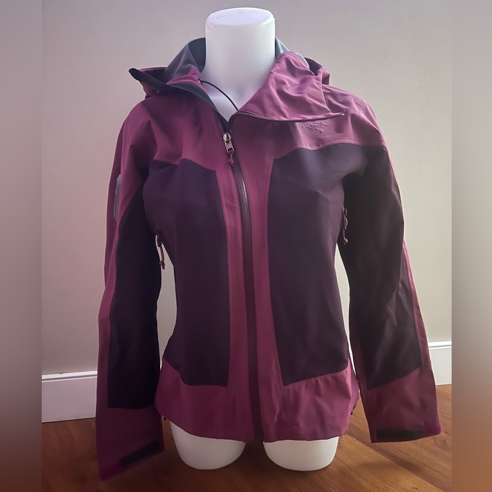 Arc'teryx Sidewinder SV Jacket XS (DISCONTINUED)